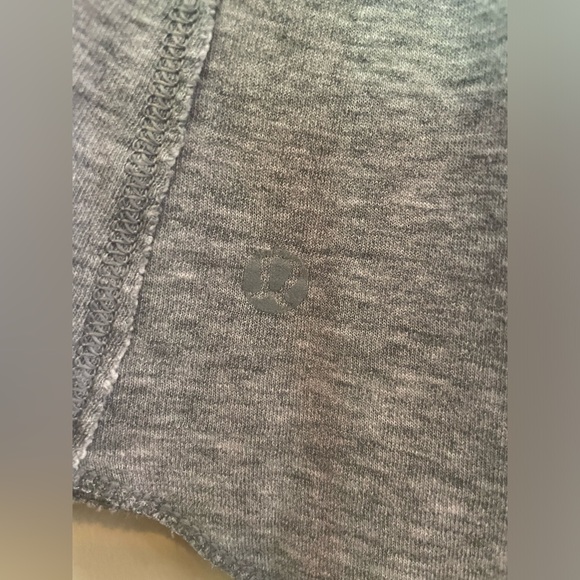 LULULEMON sz S/M, 8, Open Your Heart L/S, grey & white stripe, reversible - Picture 8 of 9